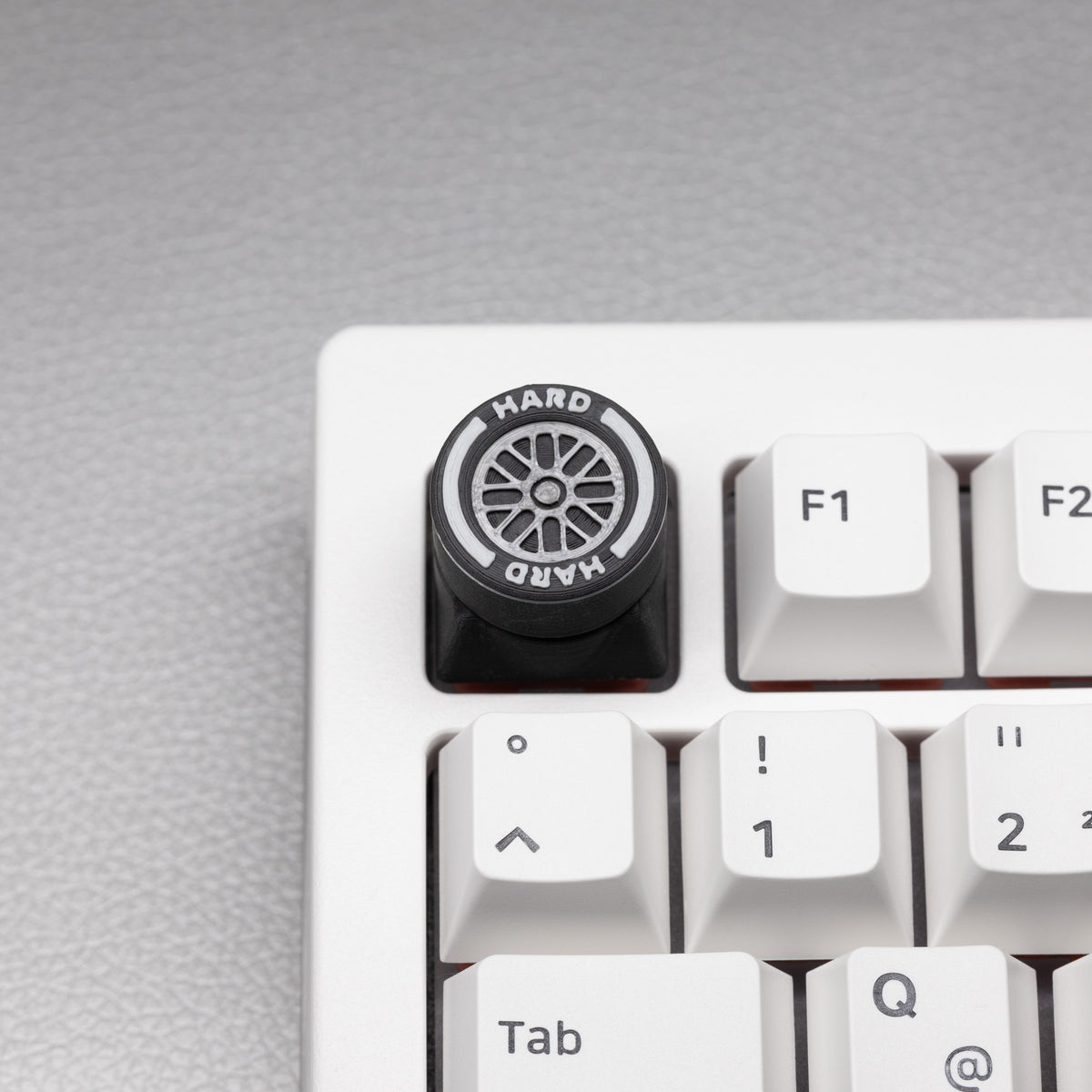 F1 SPINNING WHEEL ✦ ARTISAN KEYCAP