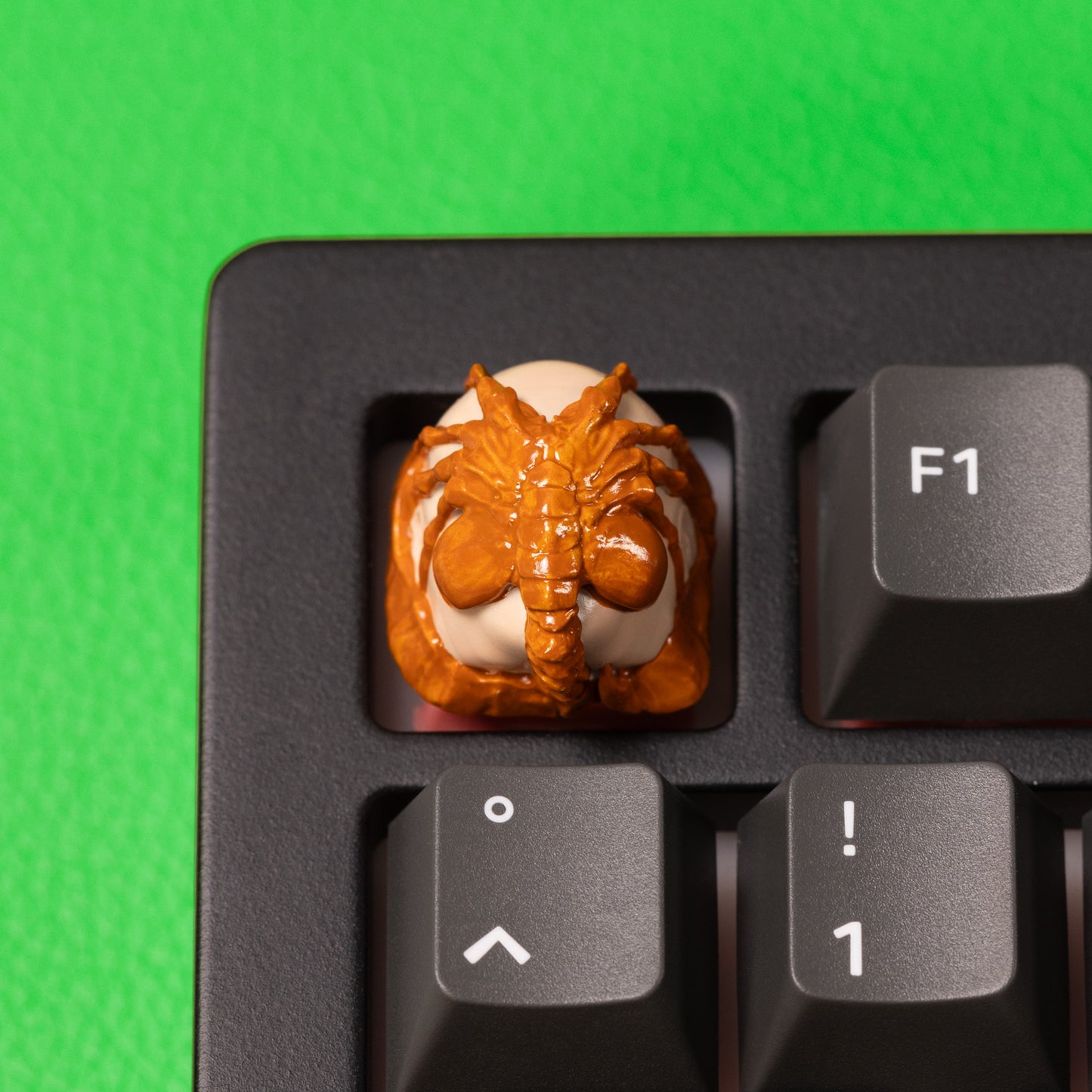 FACEHUGGER ✦ ARTISAN KEYCAP