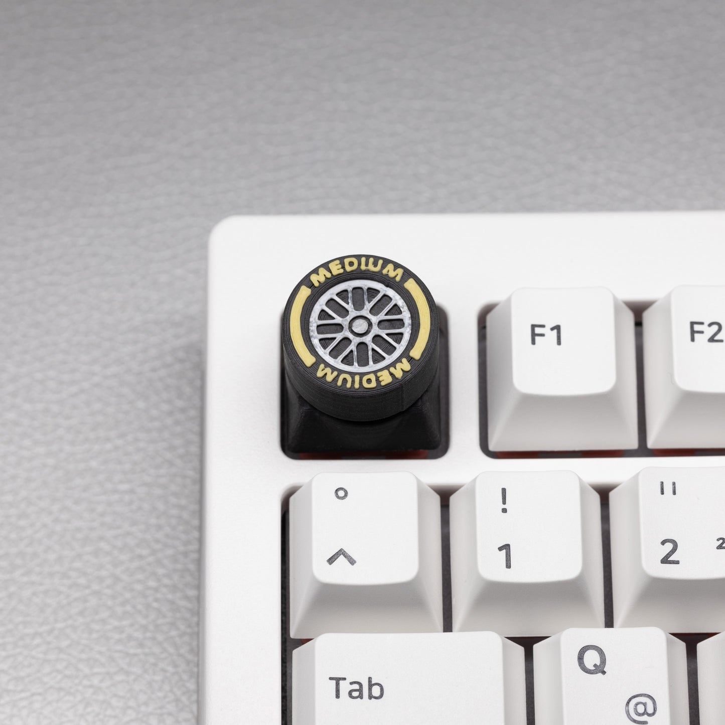 F1 SPINNING WHEEL ✦ ARTISAN KEYCAP