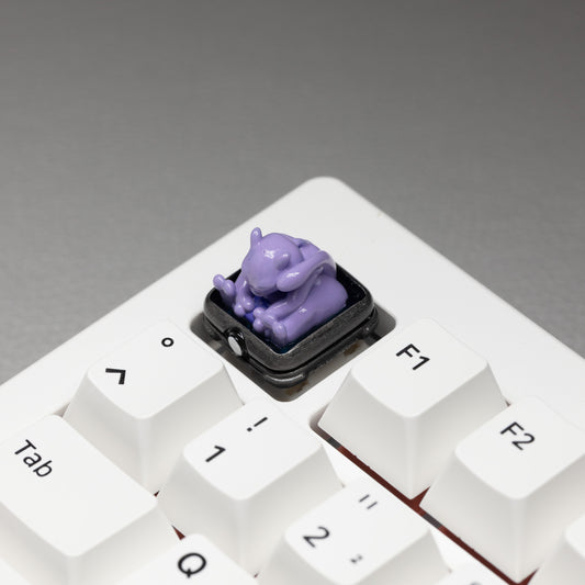 SLEEPING MEWTWO ✦ ARTISAN KEYCAP
