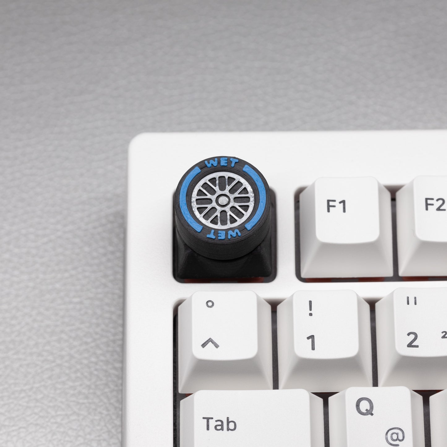 F1 SPINNING WHEEL ✦ ARTISAN KEYCAP